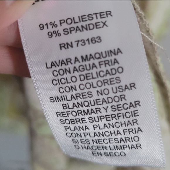 COPY - NWT -Snake print button up blouse/tunic - Picture 7 of 8